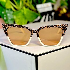 Cat Eye Leopard Print Sunglasses 🐆😎brown, cream,black